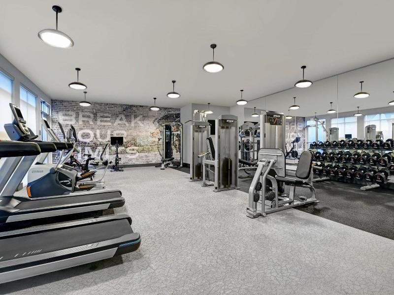 Courtyard By Marriott Hamilton image
