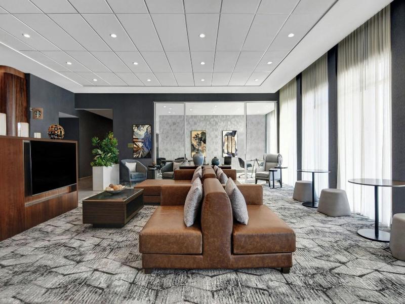 Courtyard By Marriott Hamilton image