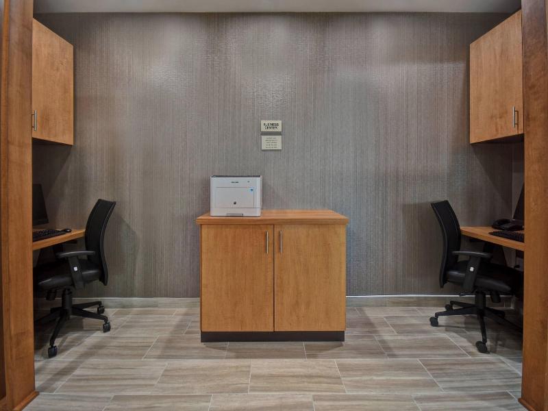 Springhill Suites By Marriott Holland