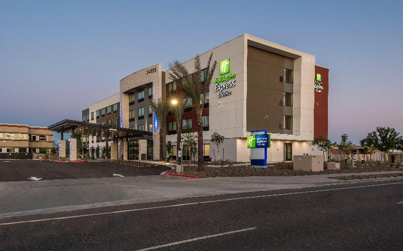 Holiday Inn Express & Sts Phoenix N - Happy Valley image