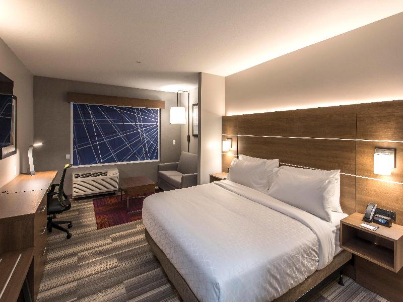 Holiday Inn Express & Sts Phoenix N - Happy Valley image