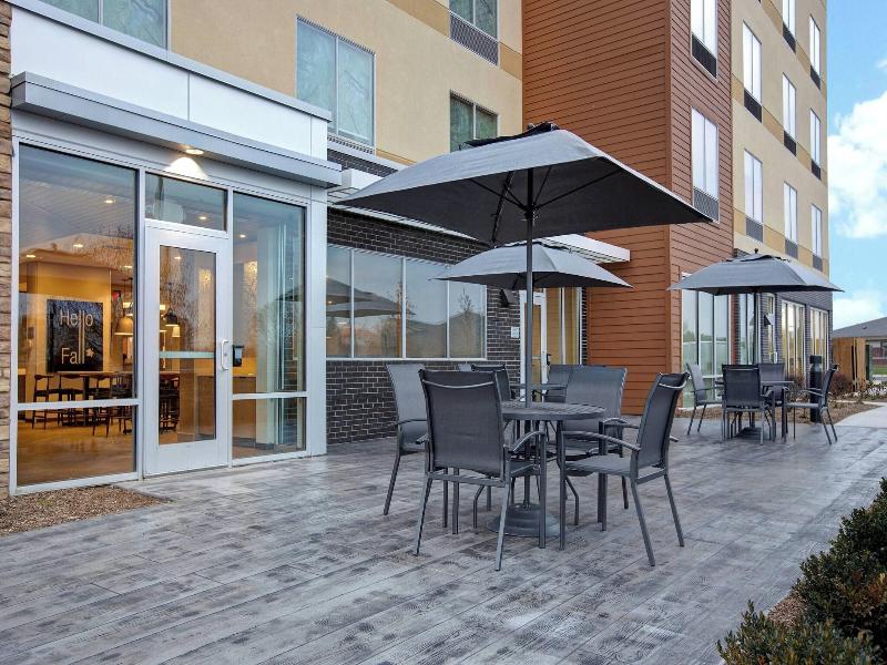 Fairfield Inn & Suites by Marriott Chicago Bolingb image
