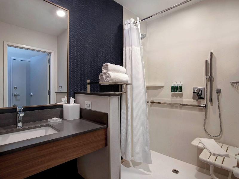 Fairfield Inn & Suites by Marriott Chicago Bolingb image