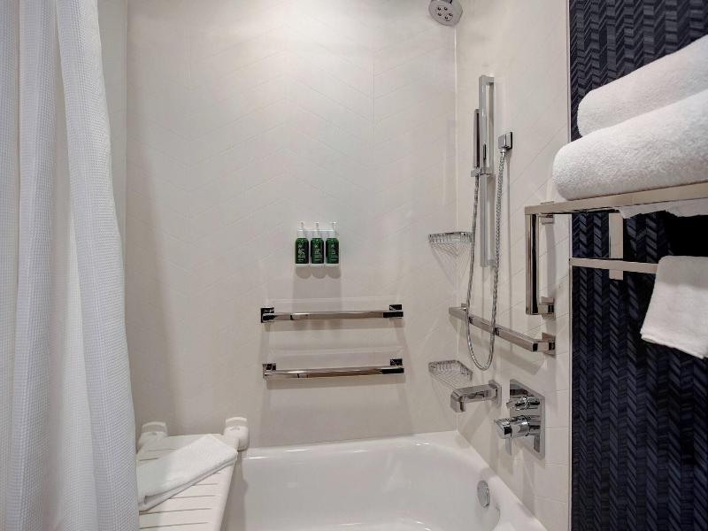Fairfield Inn & Suites by Marriott Chicago Bolingb image