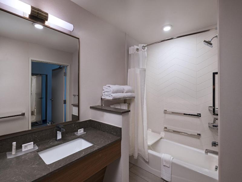 Fairfield Inn & Suites by Marriott Oskaloosa image