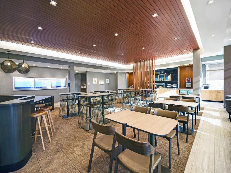 SpringHill Suites by Marriott St. Paul Arden Hills — photo 41