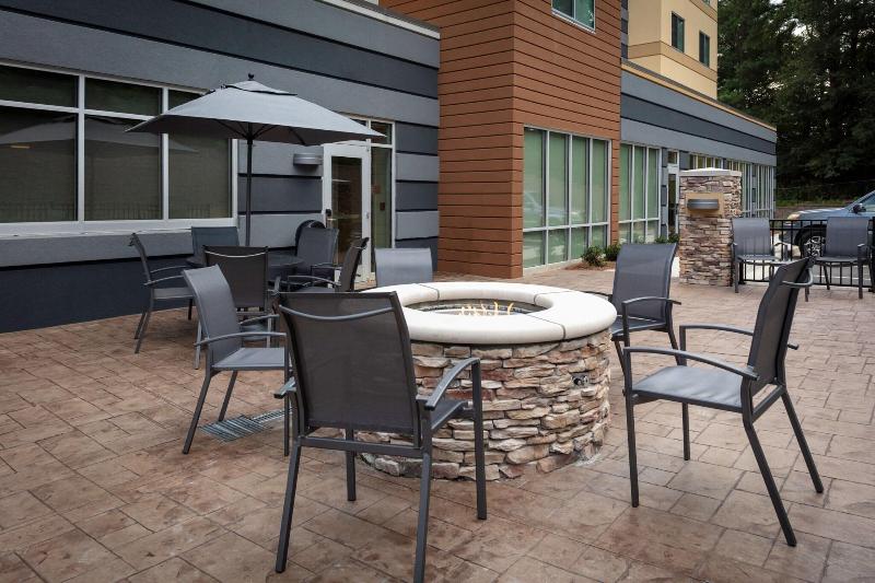 Fairfield Inn & Suites by Marriott Atlanta Mariett image