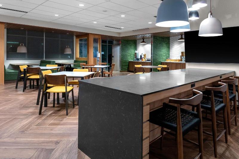 Fairfield Inn & Suites by Marriott Atlanta Mariett - Image 10