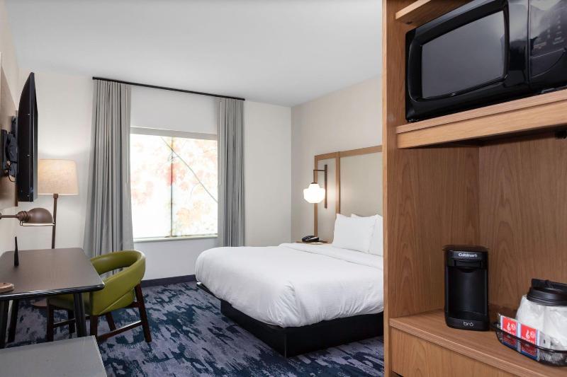 Fairfield Inn & Suites by Marriott Atlanta Mariett image
