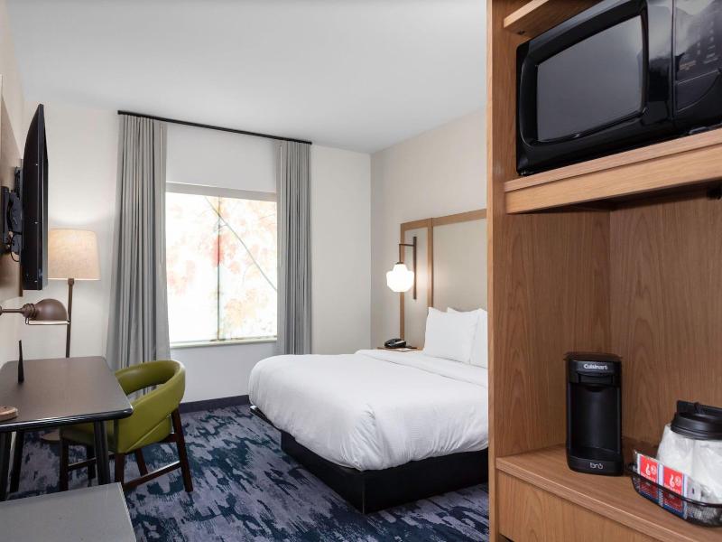 Fairfield Inn & Suites by Marriott Atlanta Mariett image