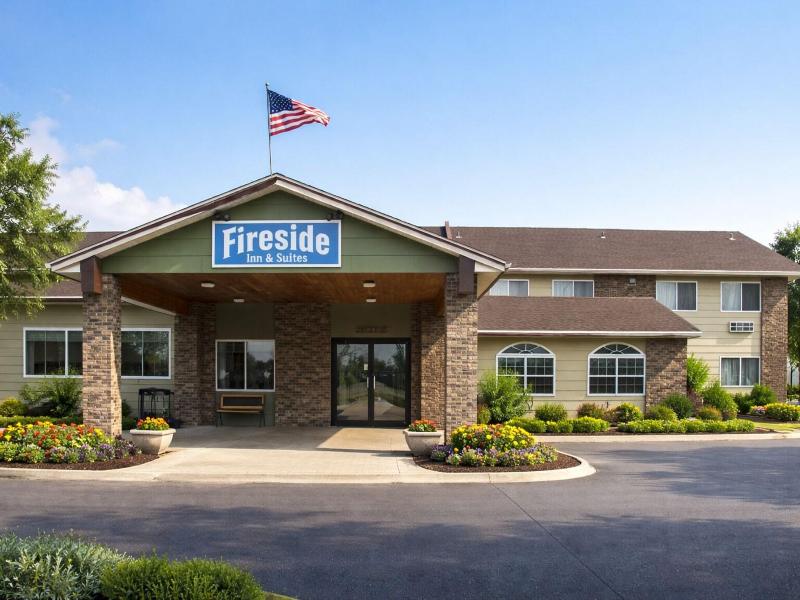 Fireside Inn & Suites