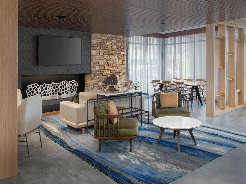 Fairfield Inn & Suites by Marriott Santa Rosa Rohn image