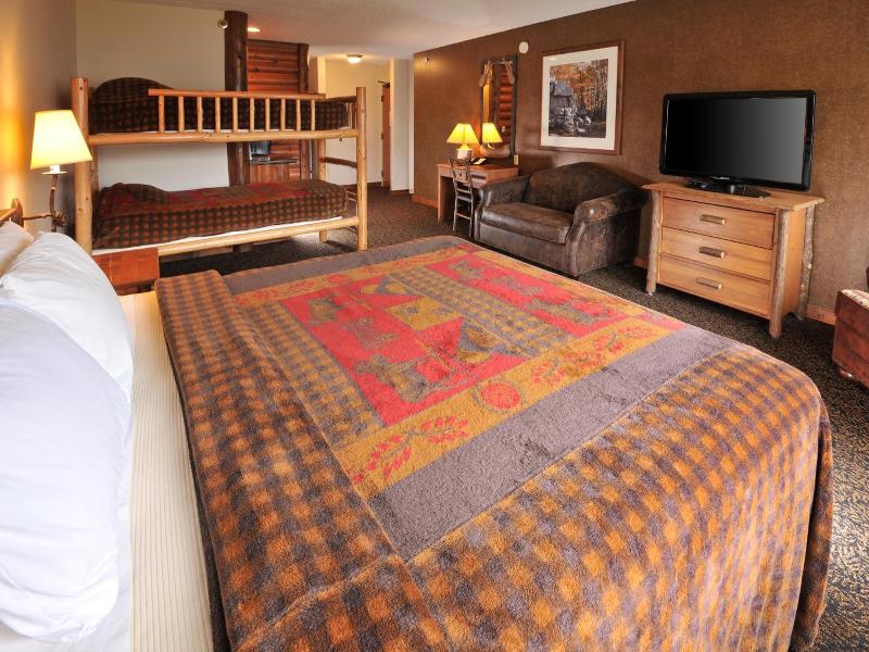 Cedar Creek Hotel Wausau - Rothschild image
