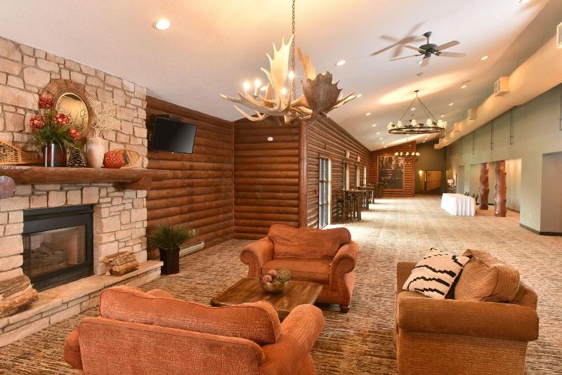 Cedar Creek Hotel Wausau - Rothschild image