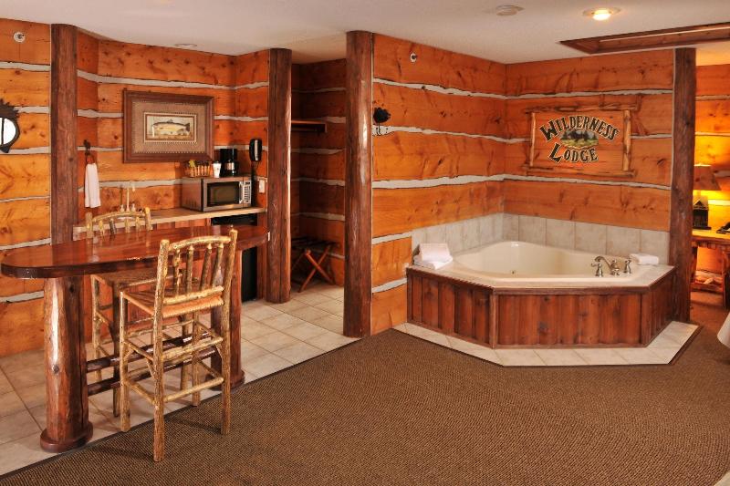 Cedar Creek Hotel Wausau - Rothschild image