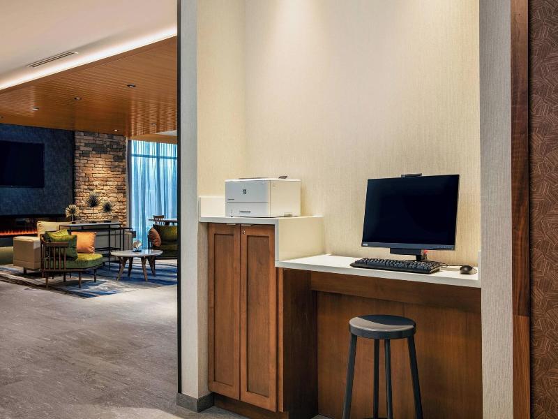 Fairfield Inn & Suites by Marriott Harrisburg West image