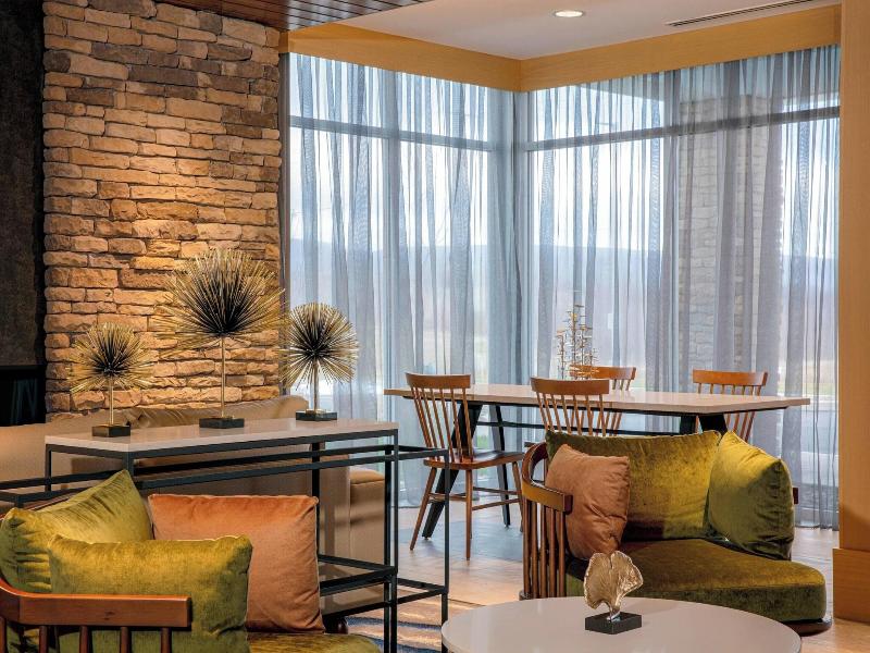 Fairfield Inn & Suites by Marriott Harrisburg West image