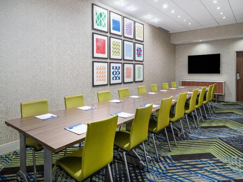 Holiday Inn Express & Suites Colorado Springs I-25 image