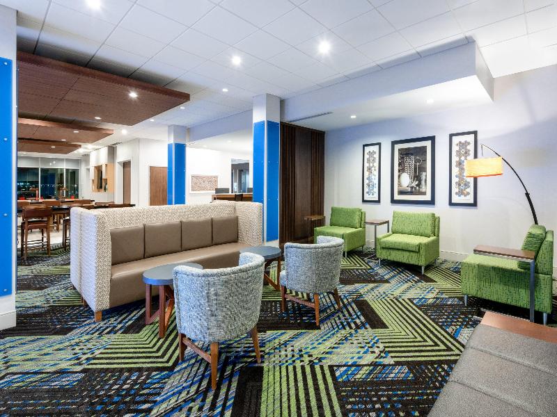 Holiday Inn Express & Suites Colorado Springs I-25 image