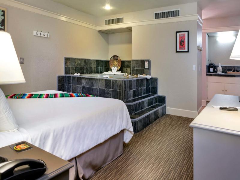 Palm Canyon Hotel & RV Resort image