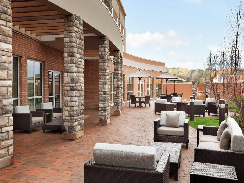 Courtyard by Marriott Boston Dedham/Westwood image