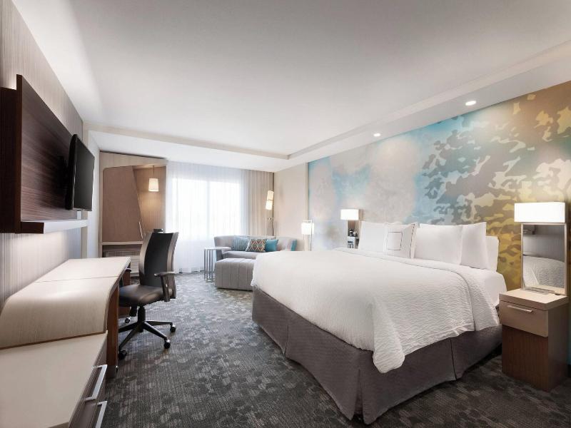 Courtyard by Marriott Boston Dedham/Westwood image
