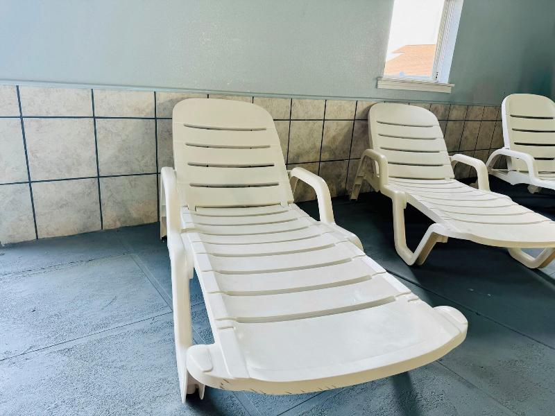 Ozark Inn & Suites