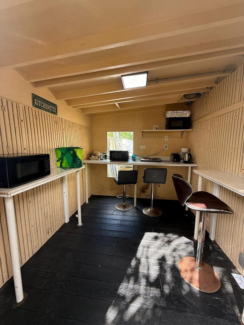 Sheridan Hostel image