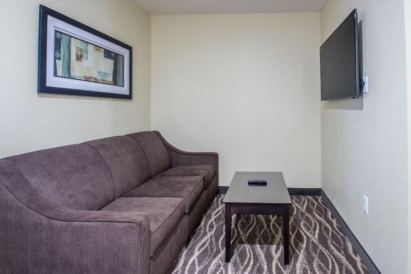 Cobblestone Inn & Suites – St. Mary's image