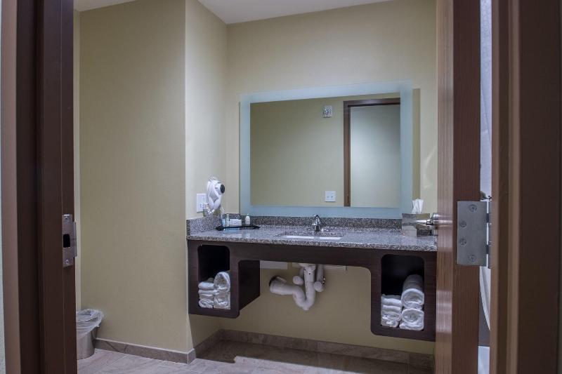 Cobblestone Inn & Suites – St. Mary's image