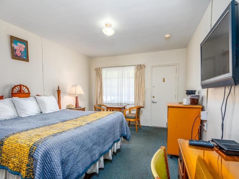 Parkway Inn image