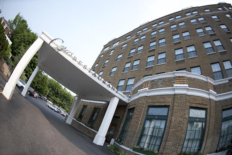 Landmark Inn image