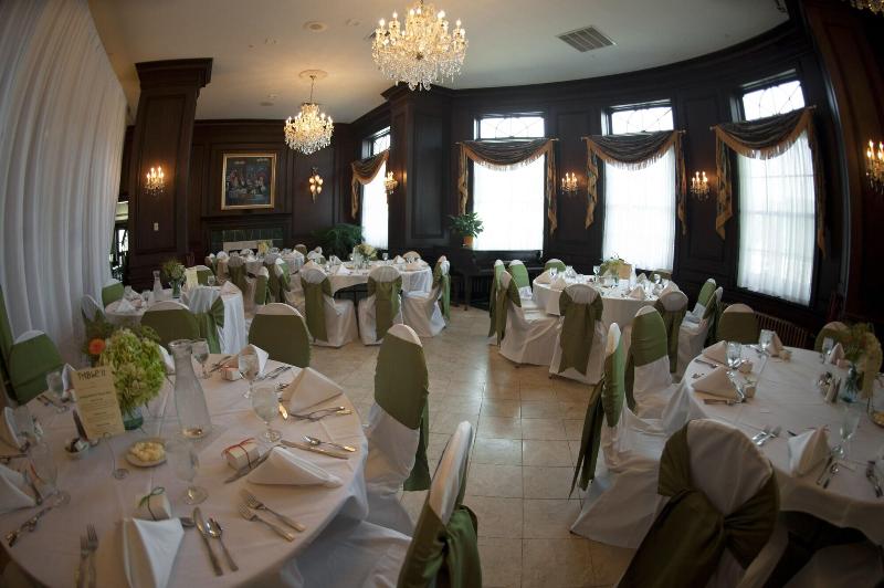 Landmark Inn image