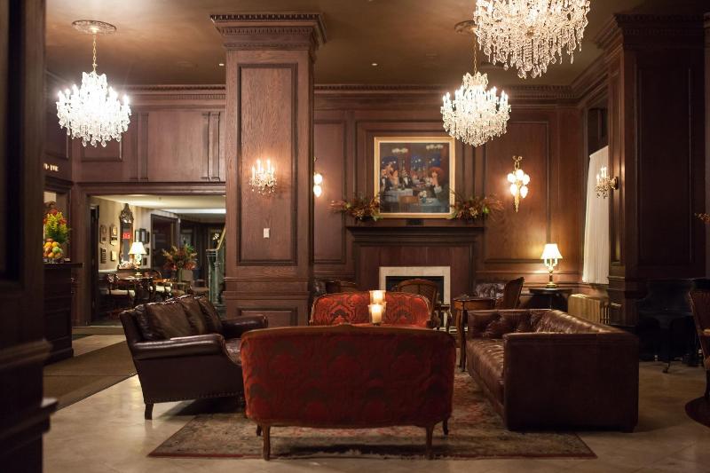 Landmark Inn image