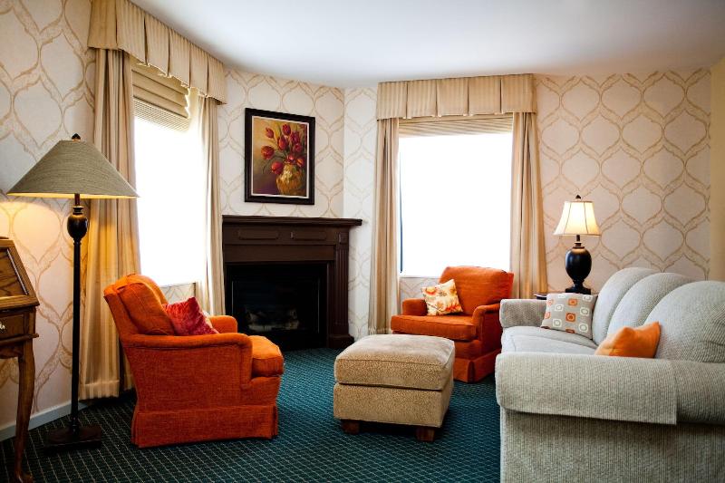 Landmark Inn image