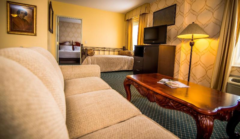 Landmark Inn image