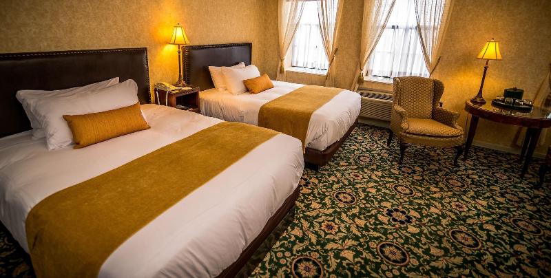 Landmark Inn image
