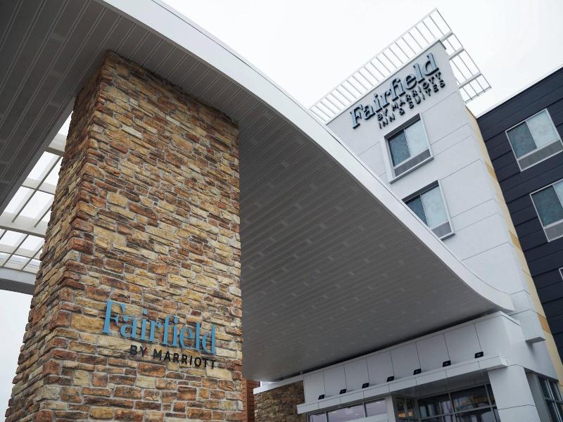 Fairfield Inn & Suites by Marriott Sheboygan image