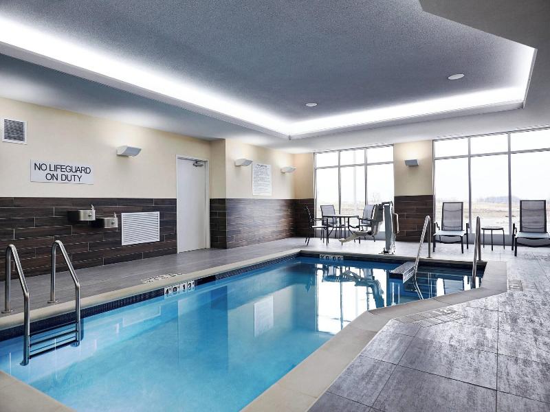 Fairfield Inn & Suites by Marriott Sheboygan image