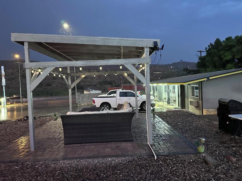 Belle-Aire Motel image