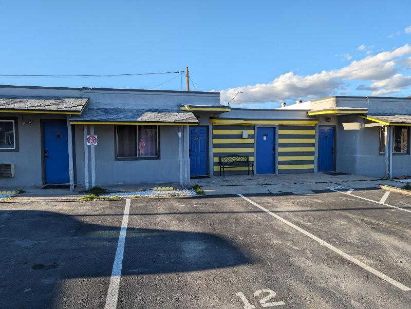 Belle-Aire Motel image