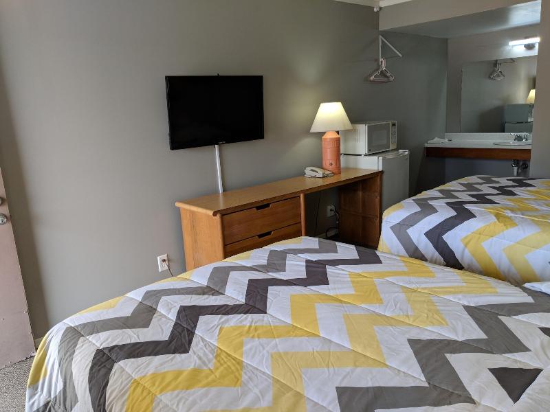 Belle-Aire Motel image