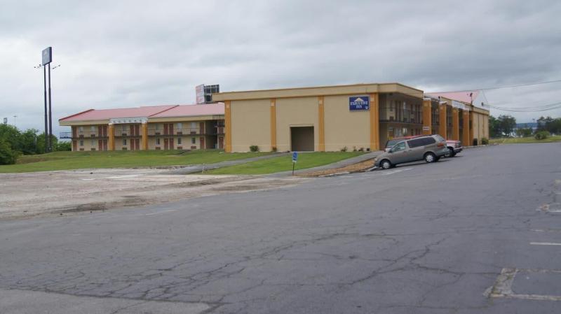 Executive Inn image