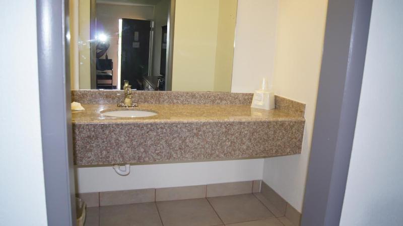 Executive Inn image
