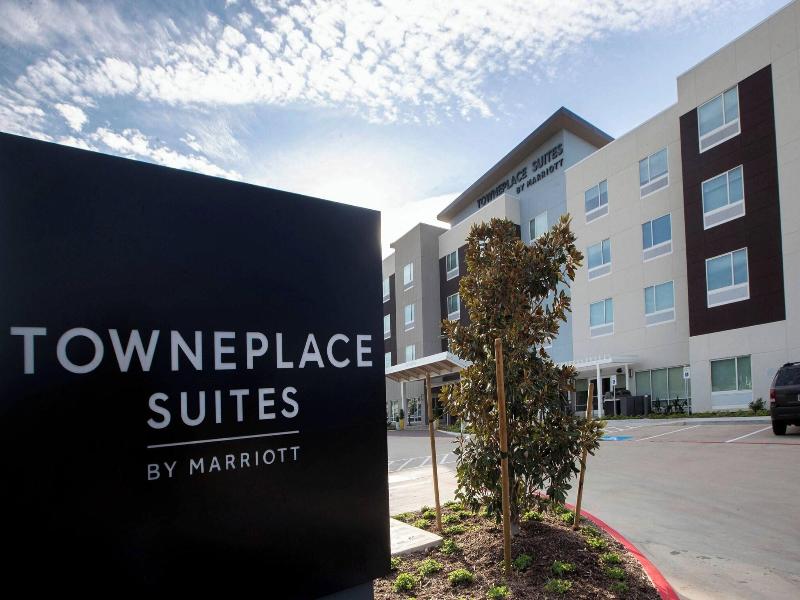 Towneplace Suites By Marriott Houston Conroe image