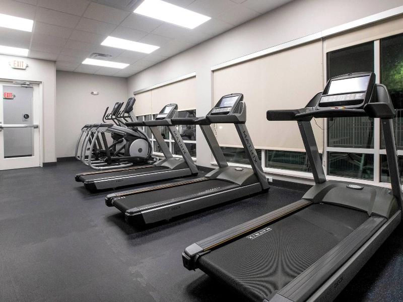 Towneplace Suites By Marriott Houston Conroe image