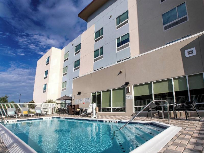 Towneplace Suites By Marriott Houston Conroe image