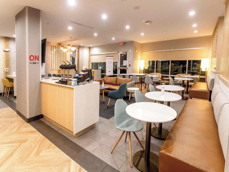 Towneplace Suites By Marriott Houston Conroe image