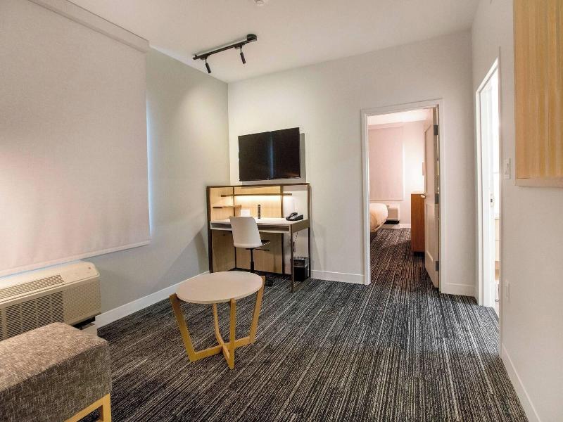 Towneplace Suites By Marriott Houston Conroe image