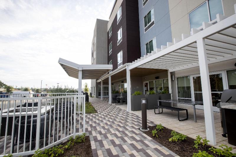 Towneplace Suites By Marriott Houston Conroe image